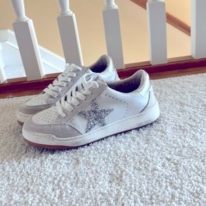 Steve Madden Sneakers